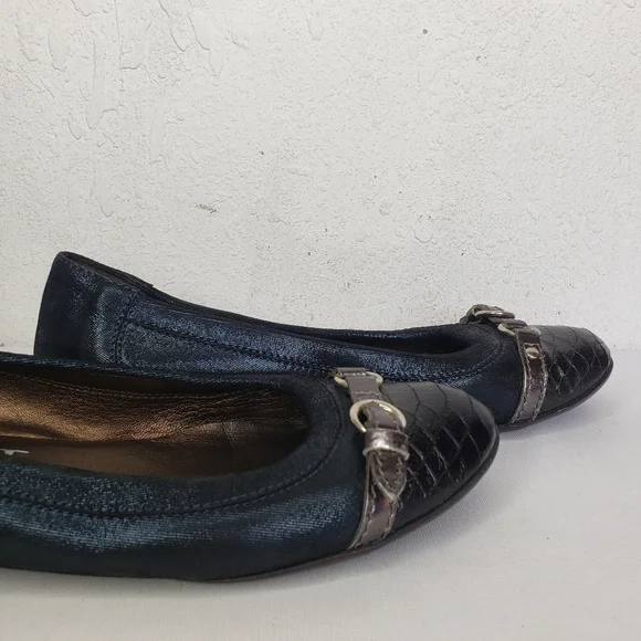 AGL Attilio Giusti Black Leather Snake Print Flats